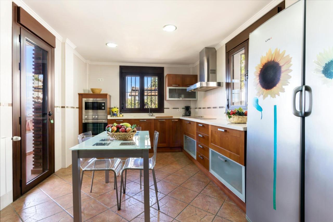 Holiday Home El Encinar Alcaucín Esterno foto